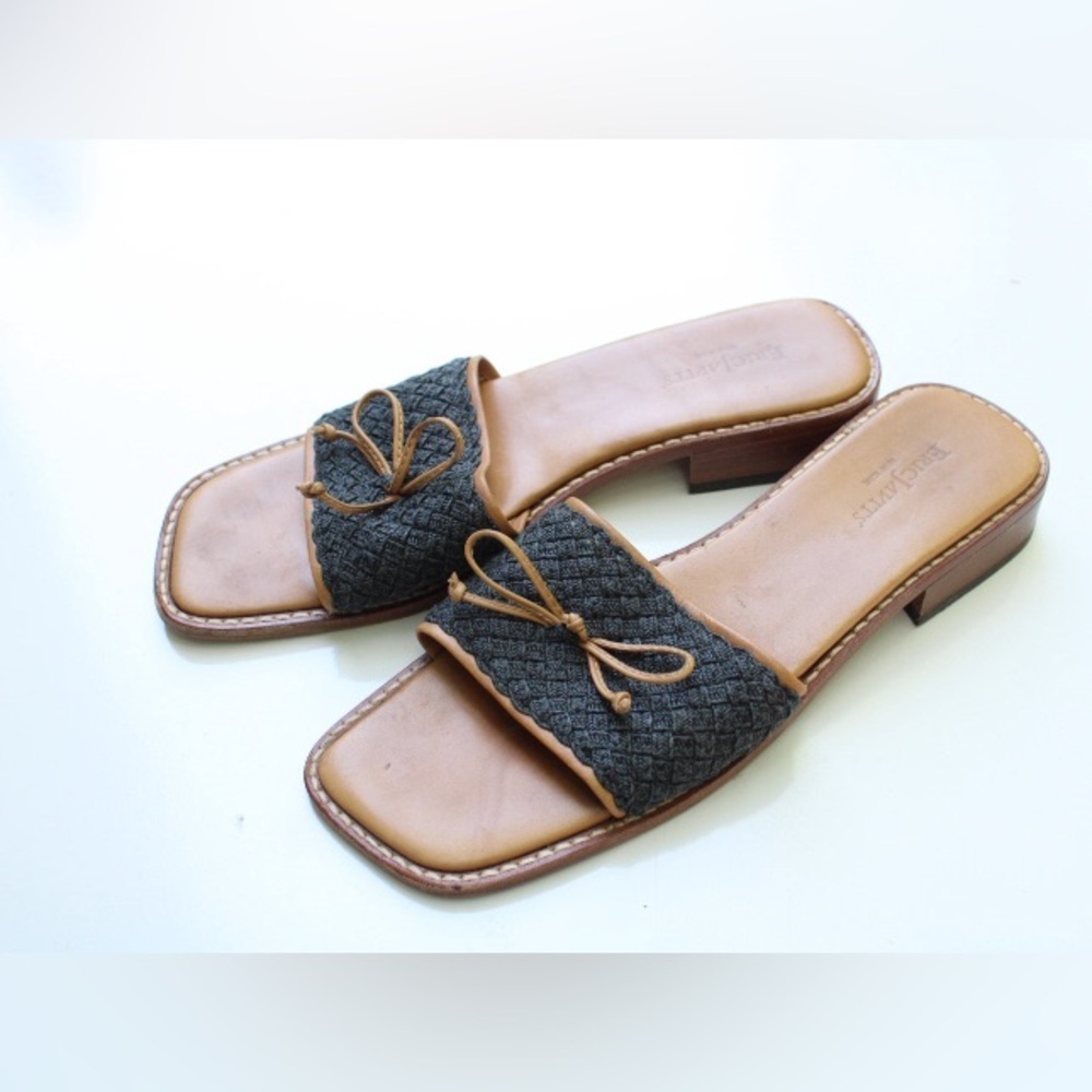 Eric Javits sandals - Picture 2 of 14